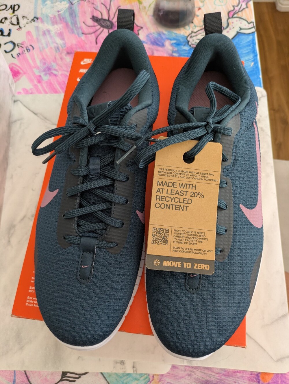 Nike Sneakers Size Men 10 Women 11.5 - Picture 2 of 3